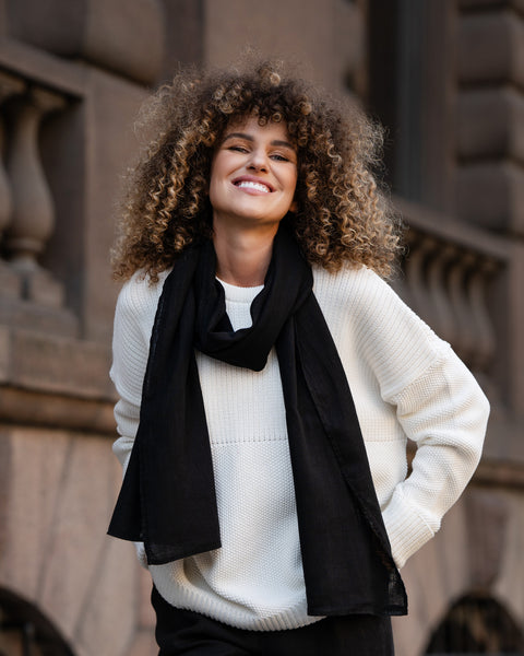 Women&#39;s Linen Scarf Pure Black