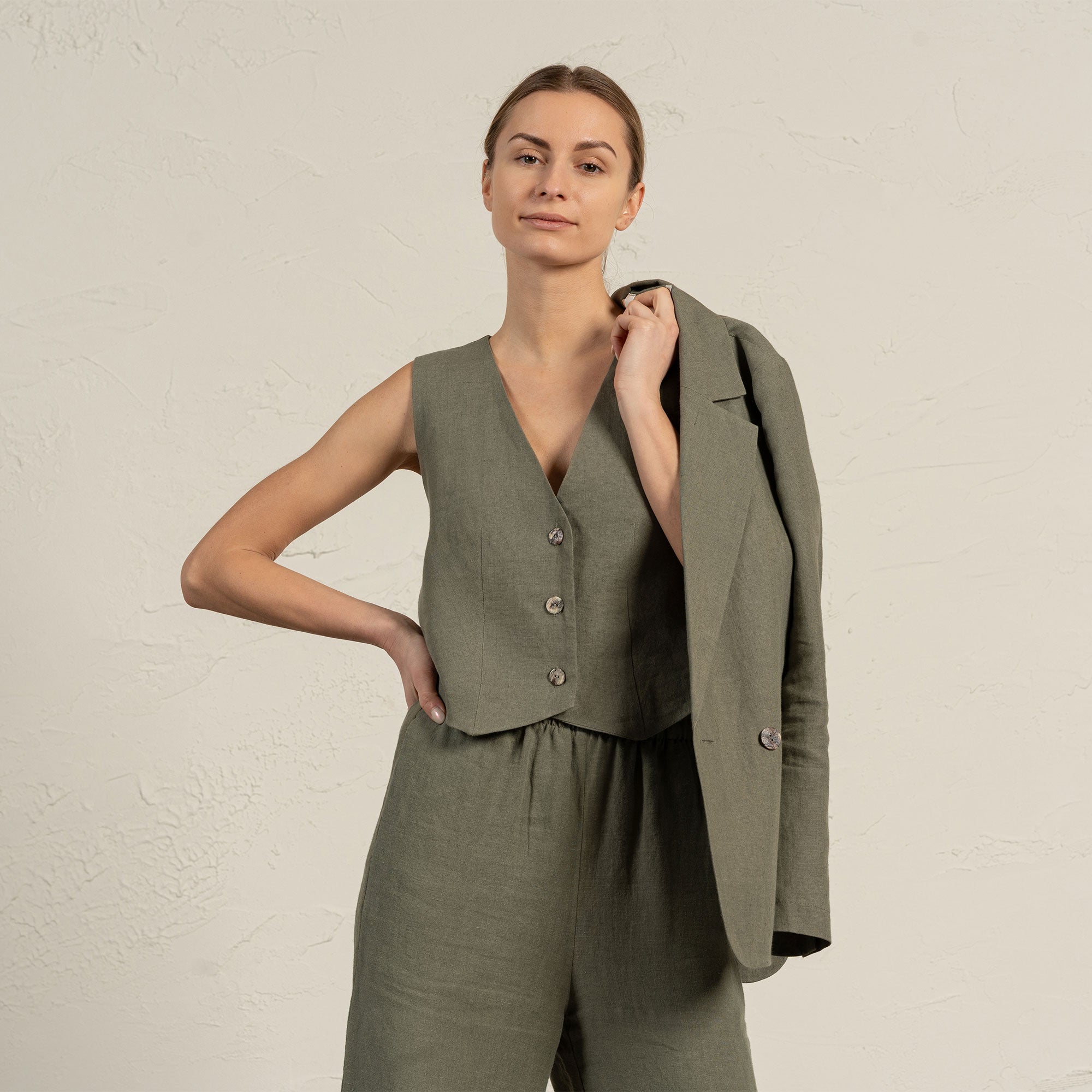 Linen 3-Piece Set of Blazer Quin, Vest Ava & Pants Havana in stone green color