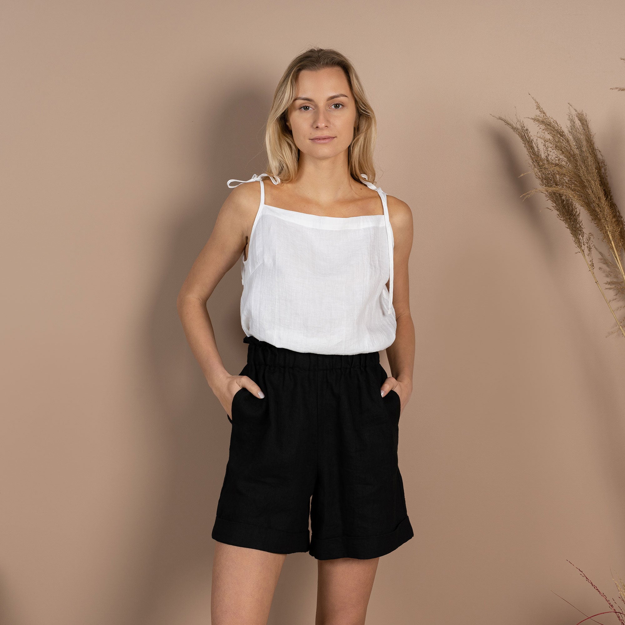 Organic Linen Shorts Demi Pure Black ❤️ menique