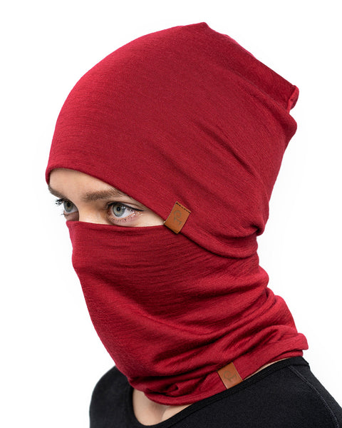 menique Women&#39;s Merino Beanie and Gaiter Set Royal Cherry